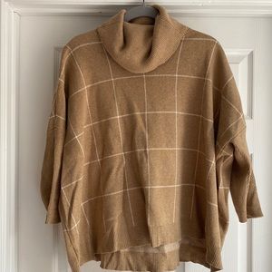 LOFT camel cropped 3/4 turtleneck - Size M